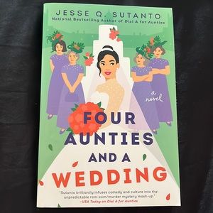 Four Aunties and a wedding Jessie Q. Sutanto paperback